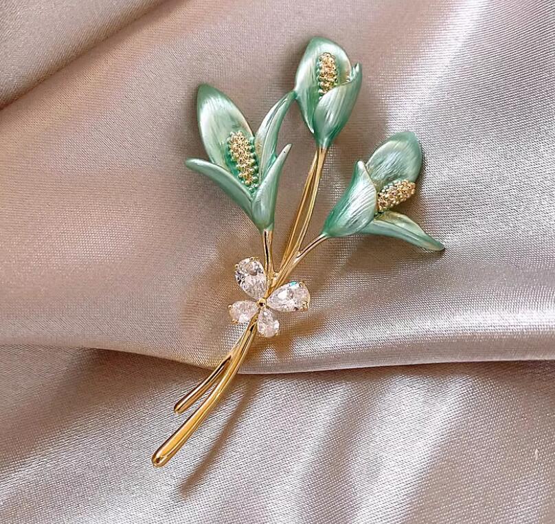 Lily Flower Butterfly Brooch