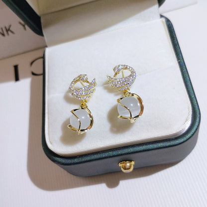 Premium swan earrings