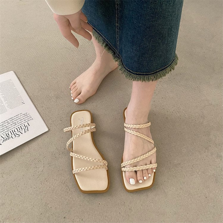 Flat-bottomed woven slippers shoes