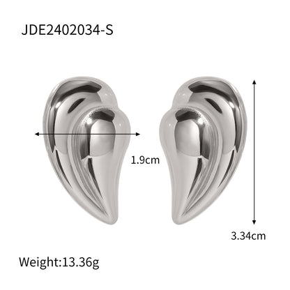 Pendientes colgantes con forma de corazón cosido 