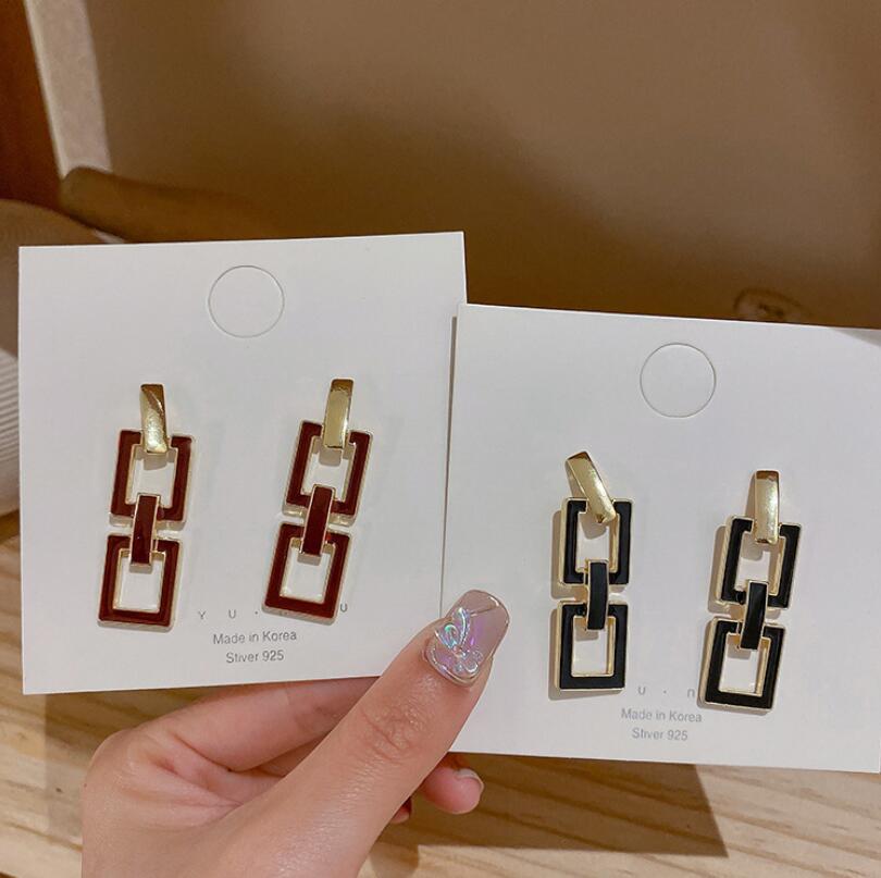 Square earrings