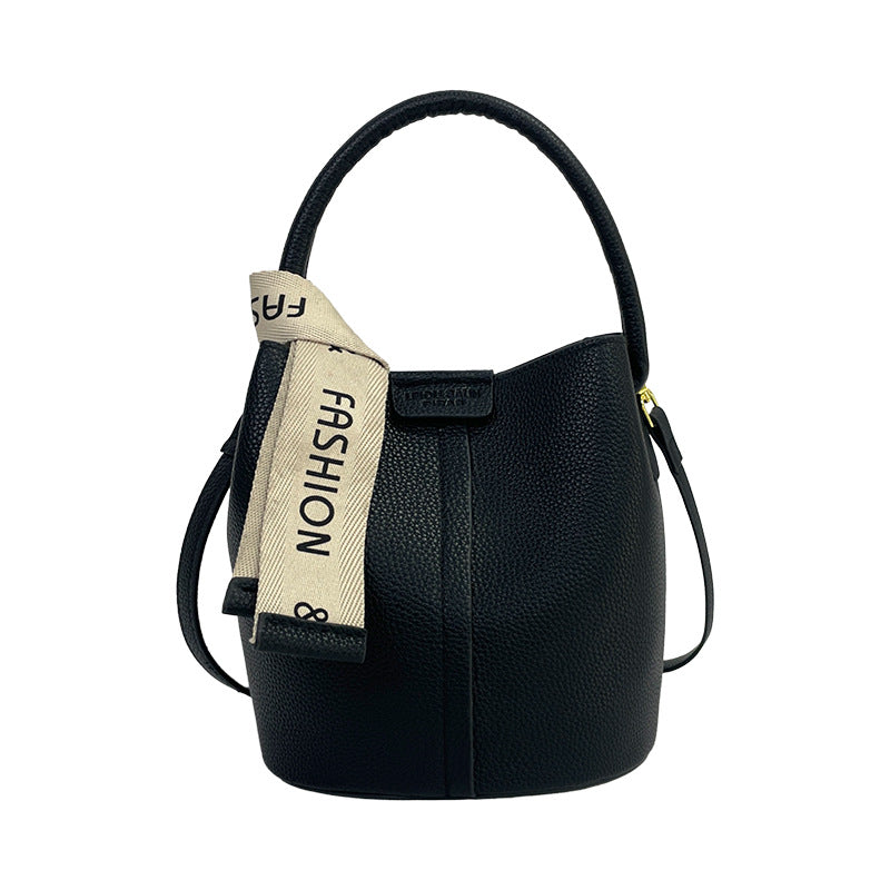 Stylish contrasting color portable messenger bucket bag