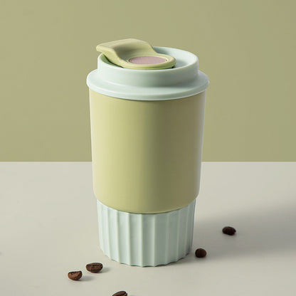 Large capacity portable coffee cup