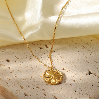 Eight-pointed star coin pendant necklace