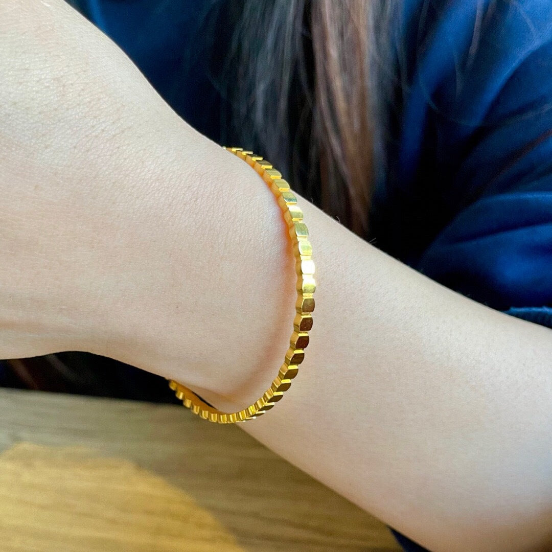 Honeycomb bracelet