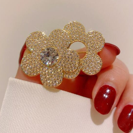 Cute flower brooch