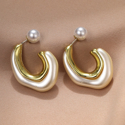 White Irregular Pearl C Earrings