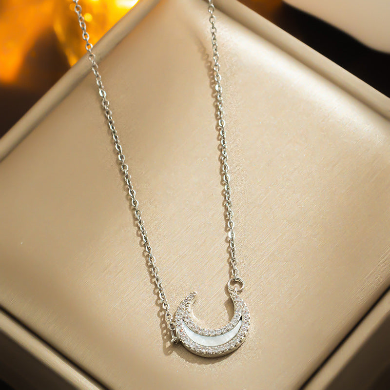 Superb Zircon Moon Necklace: 2024 New Chic Design