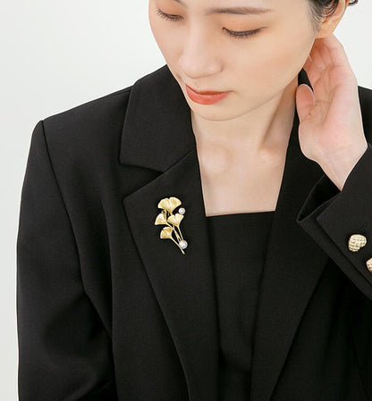 Metal Ginkgo Biloba Brooch High-end