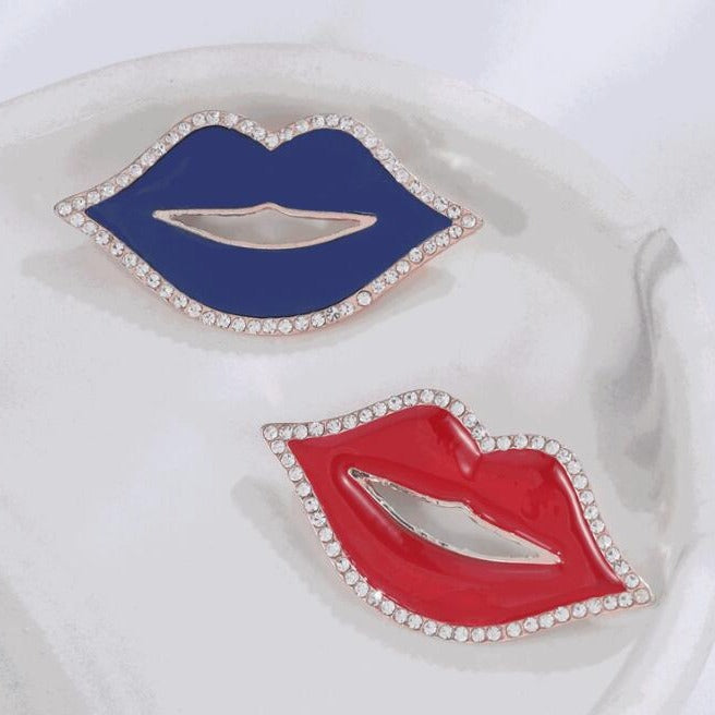 Lip brooch