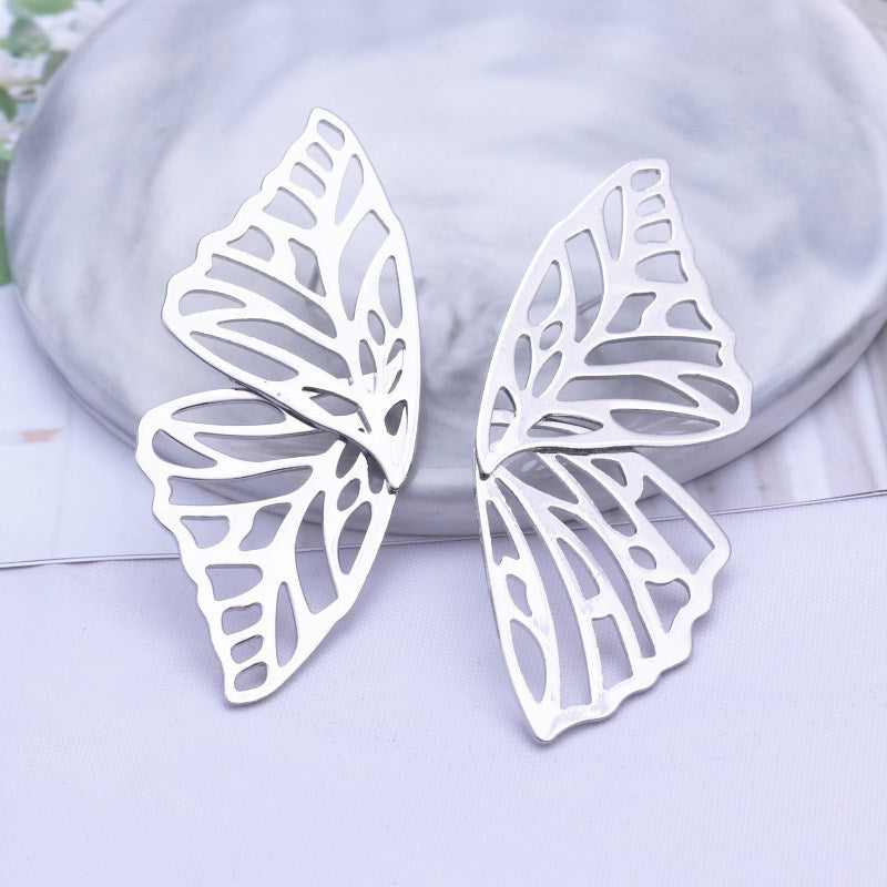 Hollow butterfly wing earrings