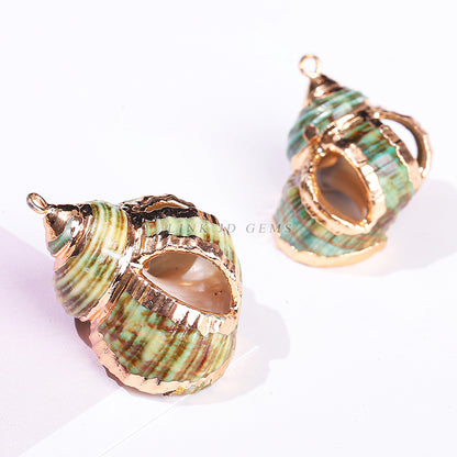 Electroplated green conch hollow pendant