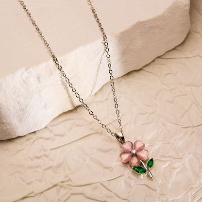 Flower necklace