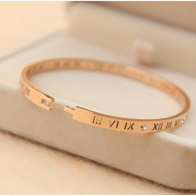 Roman numerals bracelet fashion