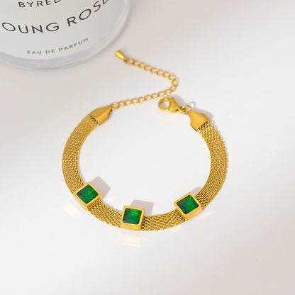 Mesh chain emerald bracelet