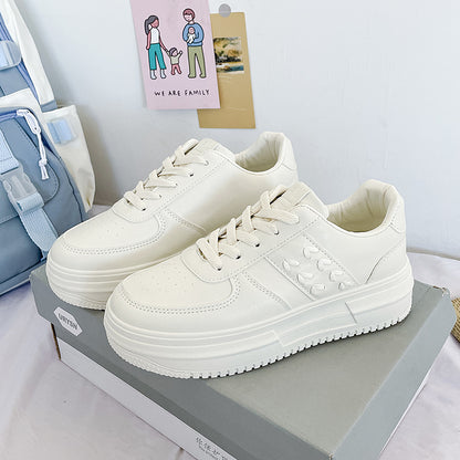 women's white casual sneakers