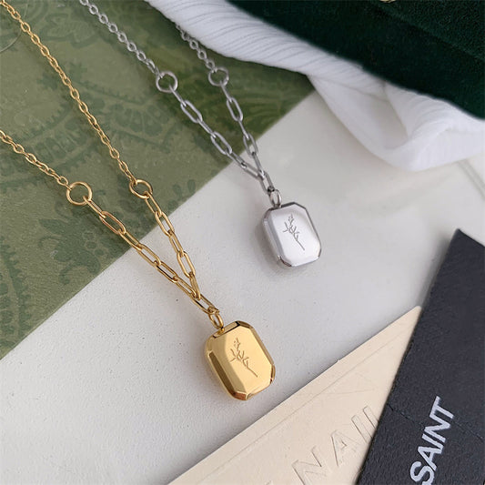 Double-sided English letter necklace