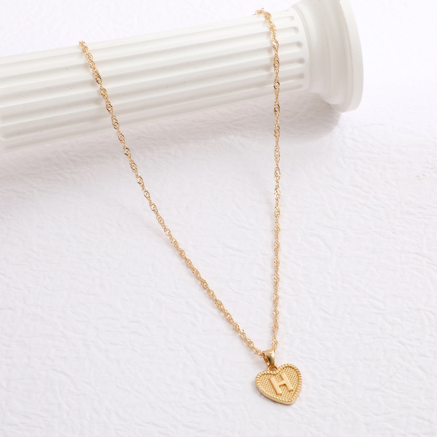 Hot selling heart letter necklace