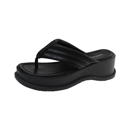 Flip-flops for women's summer outerwear