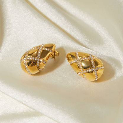 Diamond-inlaid white diamond earrings