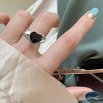 Black heart simple fashion ring trendy women