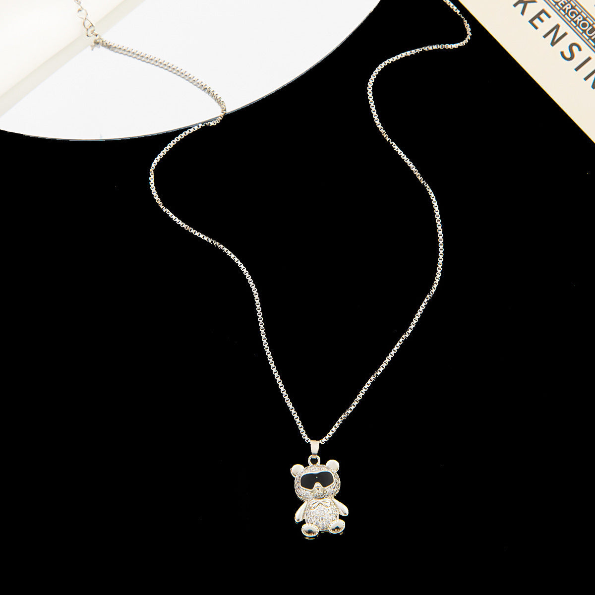 Sunglasses bear necklace