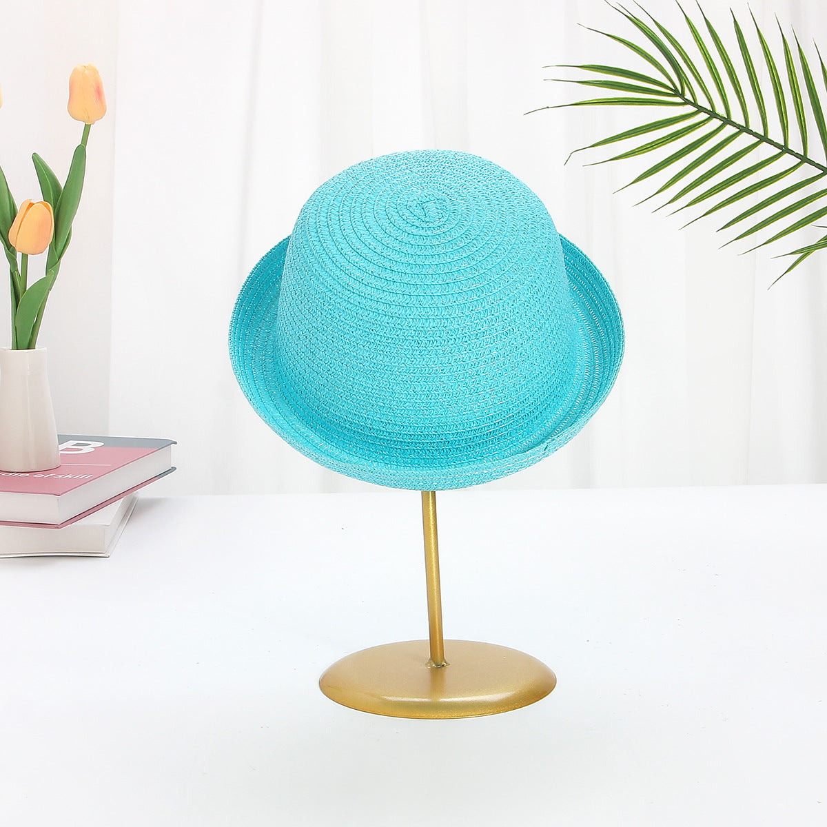 Sombrero de paja para niños resistente al viento con ala acampanada y elegante protección solar 