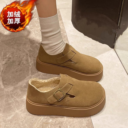 Flat-soled cow suede shoes