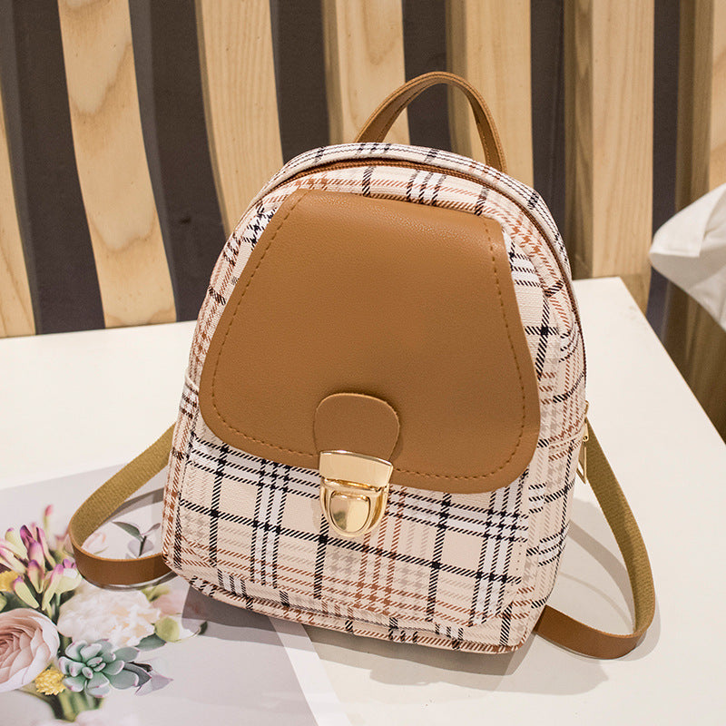 Korean version of fashion and foreign style backpack