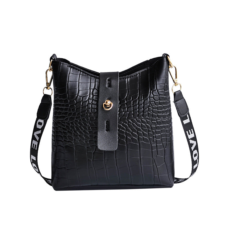 Crocodile pattern bucket bag