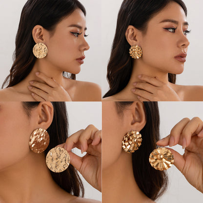 Round three-layer pleated flower stud earrings