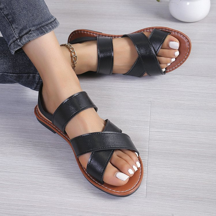 Cross step flat sandals