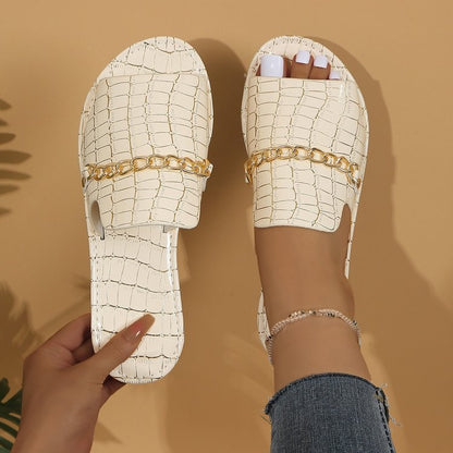 Toe chain slippers