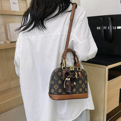 Premium temperament women's bag