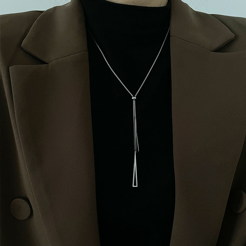 Geometric triangle pendant necklace