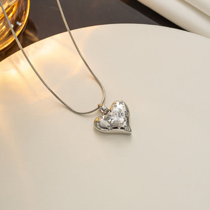 Chic Heart-Shaped Star Necklace with Micro Inlaid Zircon