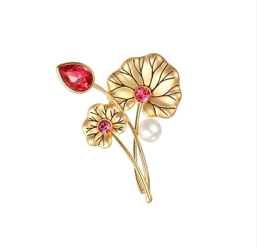 Retro Lotus Leaf Brooch for Women