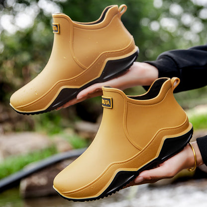 Versatile fashion couple rain boots