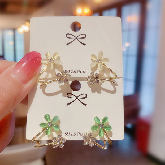 New green flower earrings