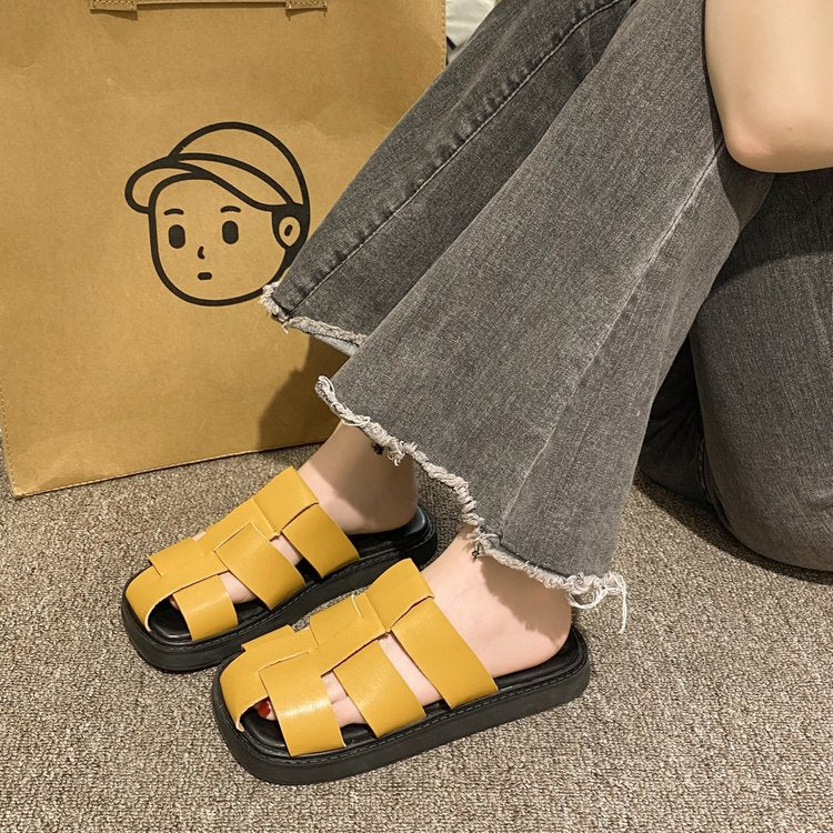 Hot-selling slippers