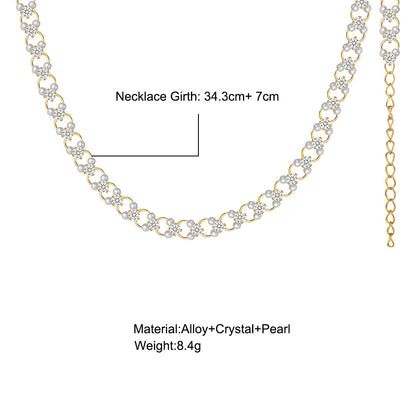 Pearl clavicle necklace with full diamonds