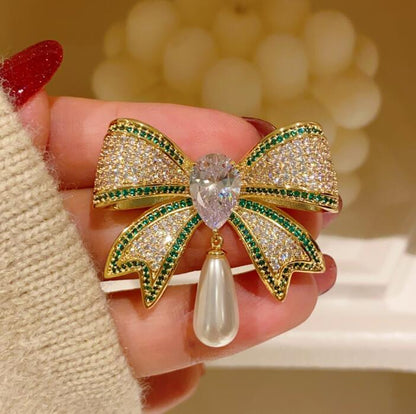 Full Diamond Bow Brooch Brooch