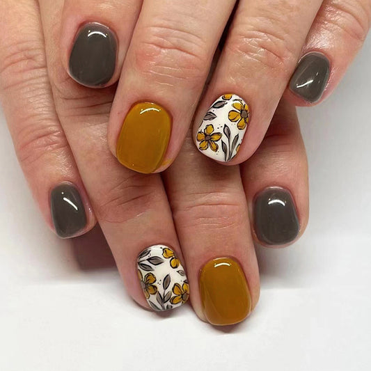 Square Brown Coffee Vintage Floral Fake Nails