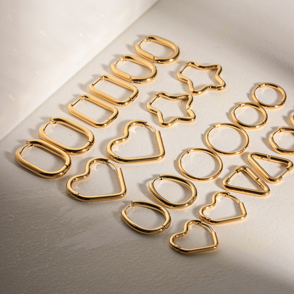 18K gold heart earrings are versatile