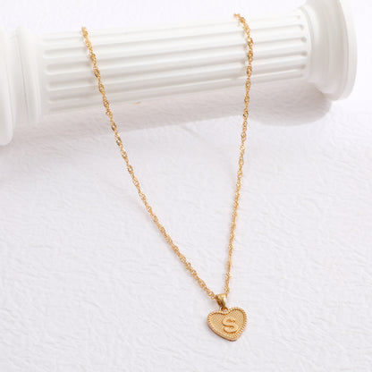 Hot selling heart letter necklace