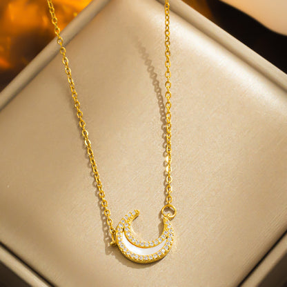 Superb Zircon Moon Necklace: 2024 New Chic Design