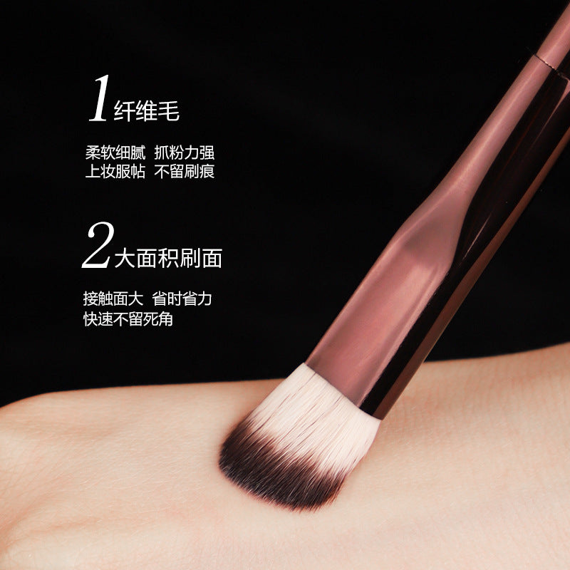 HG Crescent Medium Foundation & Concealer Brush