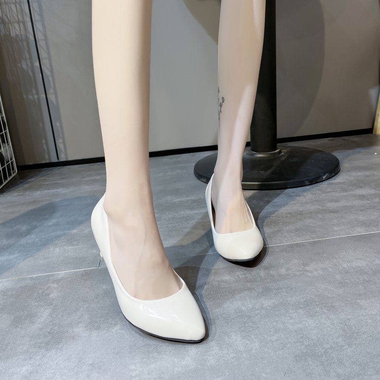 Korean version of simple stiletto shoes