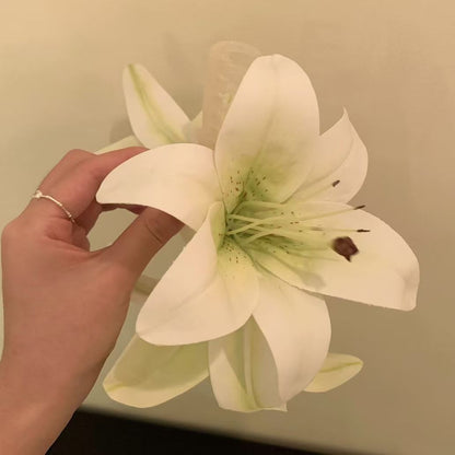 Three-dimensional lily temperament grab clip simulated flower hairpin