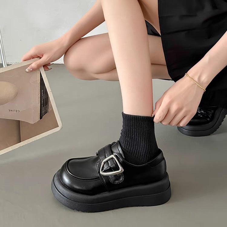 Muffin sole one-line buckle shoes